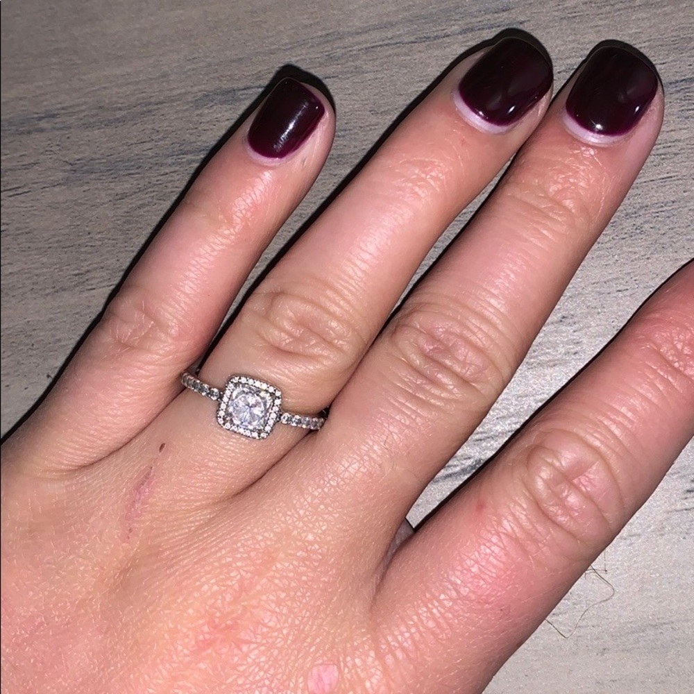 Pandora square diamond